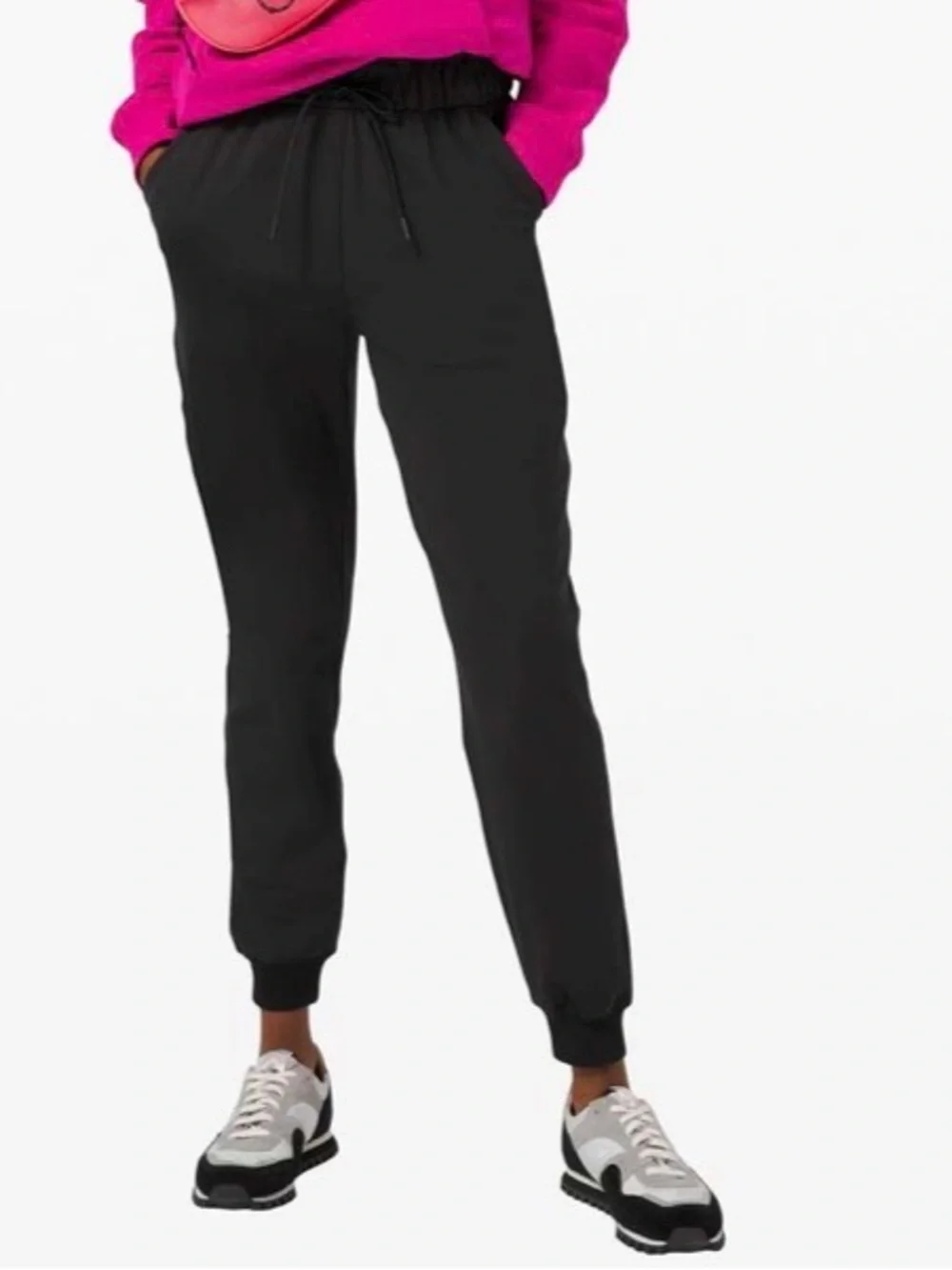 Lululemon sz 6 Keep Moving Jogger Black great pre owned condition